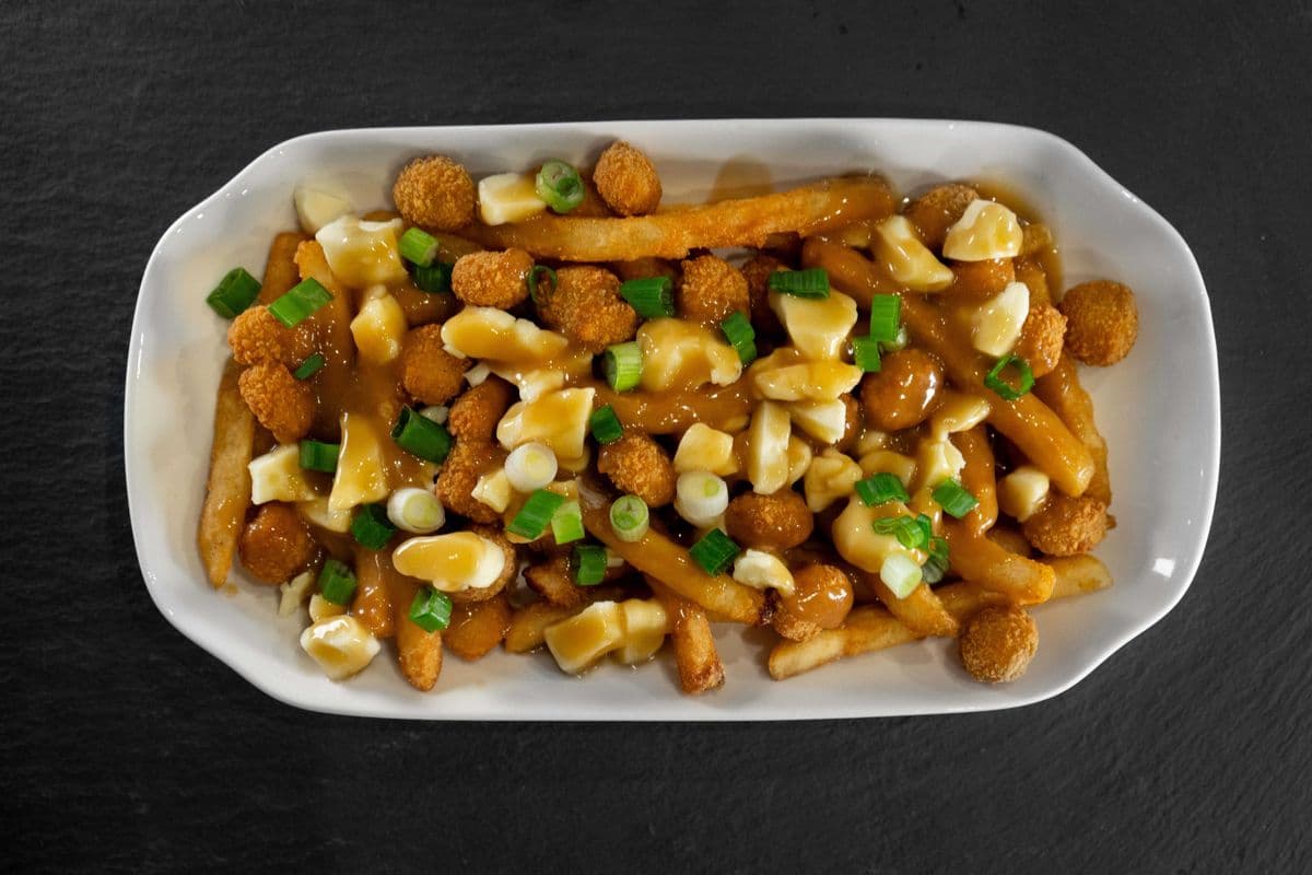 Popcorn Chicken Poutine