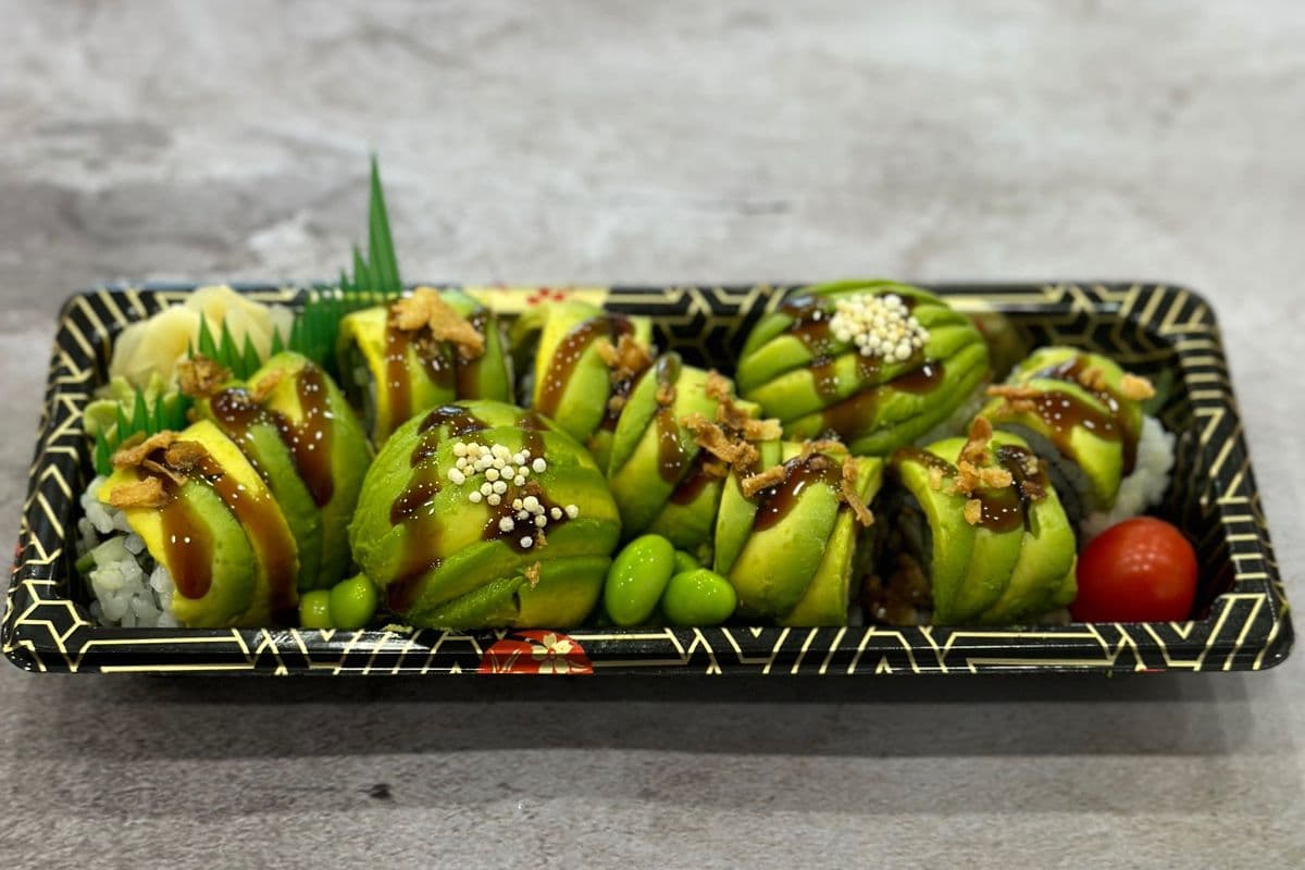 Caterpillar Roll (10pc)