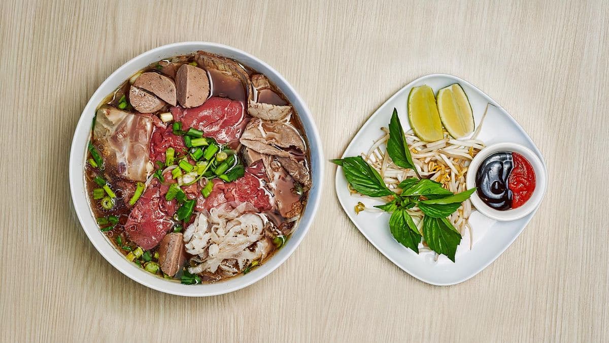 1. Pho HouZ Special (Beef Served Rare & Well Done)