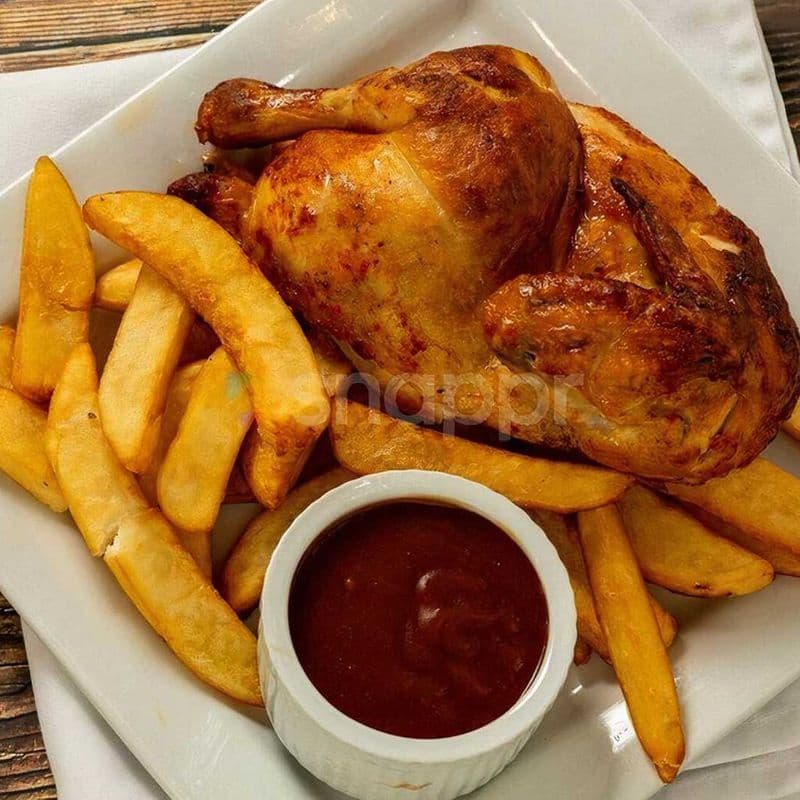 Poulet portugais + frites familiale + 4 breuvages