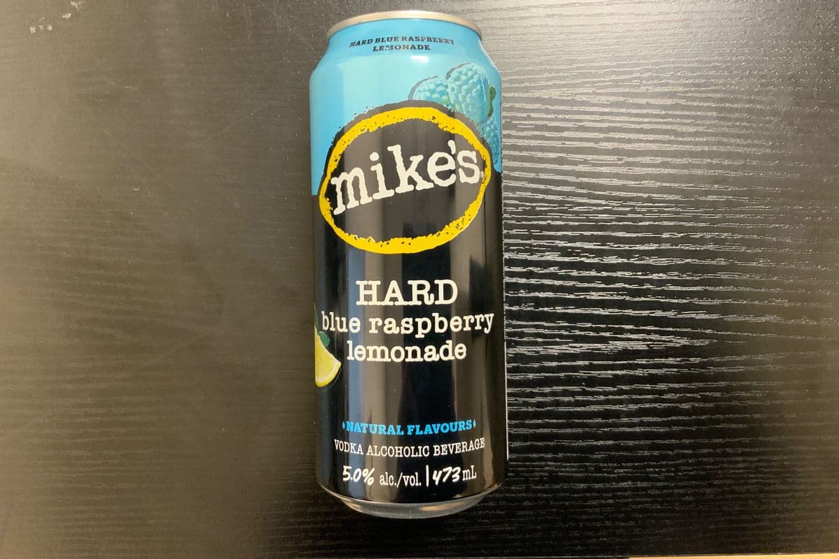 MIKE'S HARD BLUE RASPBERRY LEMONADE (1 x 473 ml)