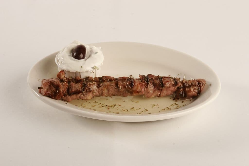 Bâtonnet de souvlaki d'agneau / Lamb Souvlaki Stick
