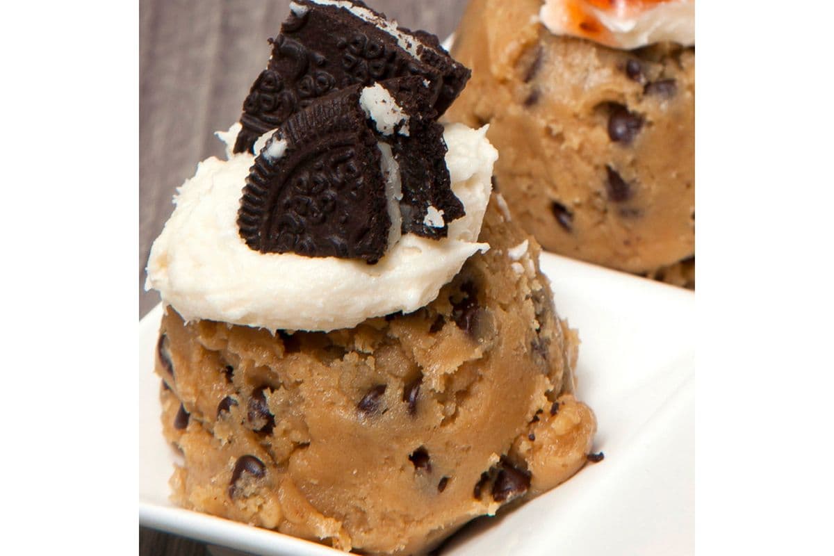 Oreo and Cream Cookie Dough (1 Scoop)