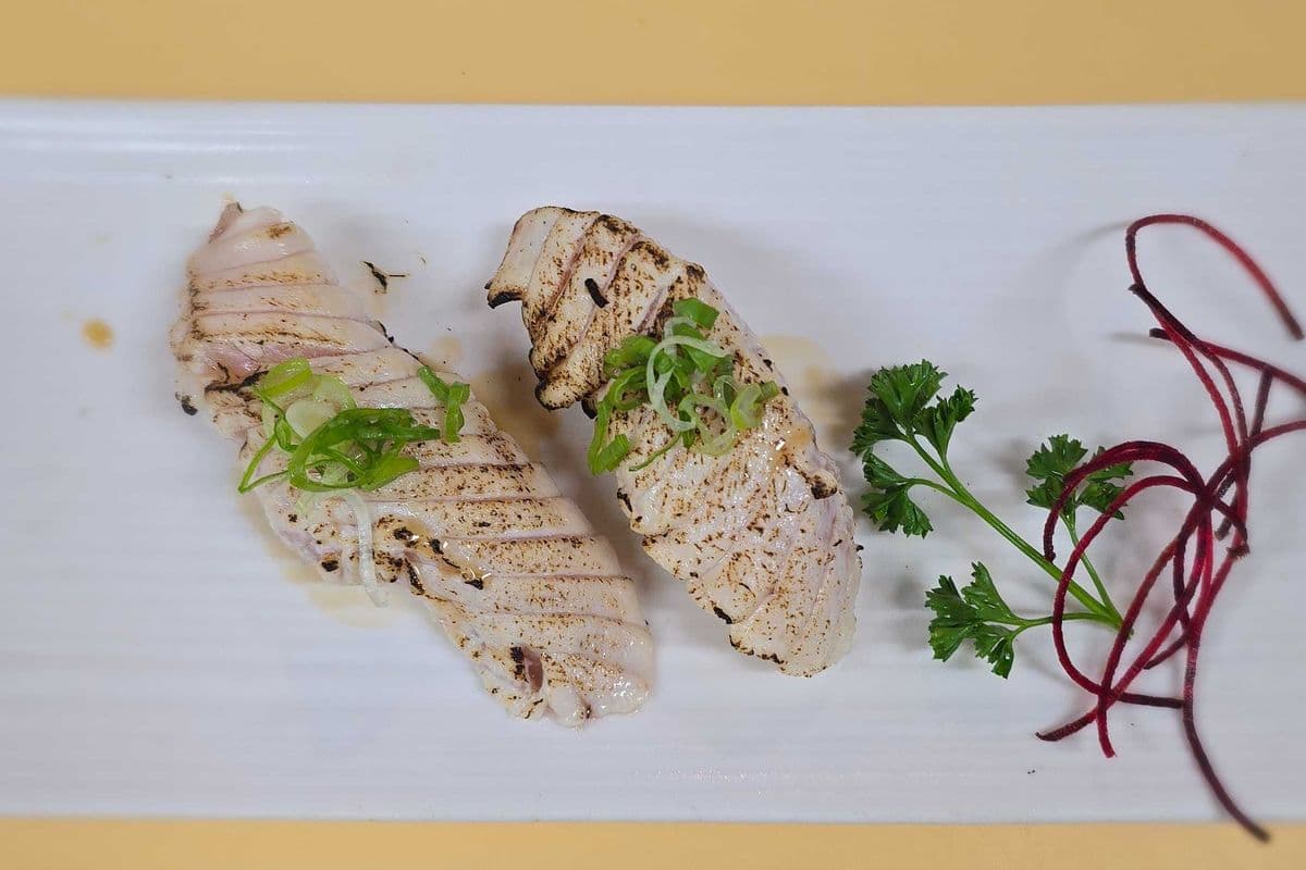 Aburi Tuna Toro