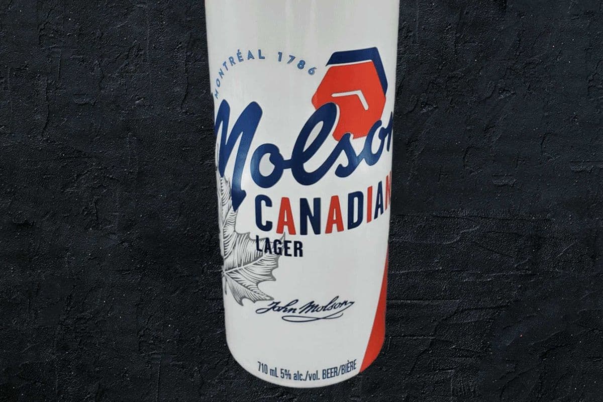 MOLSON CANADIAN 710ML (1 x 710ML)