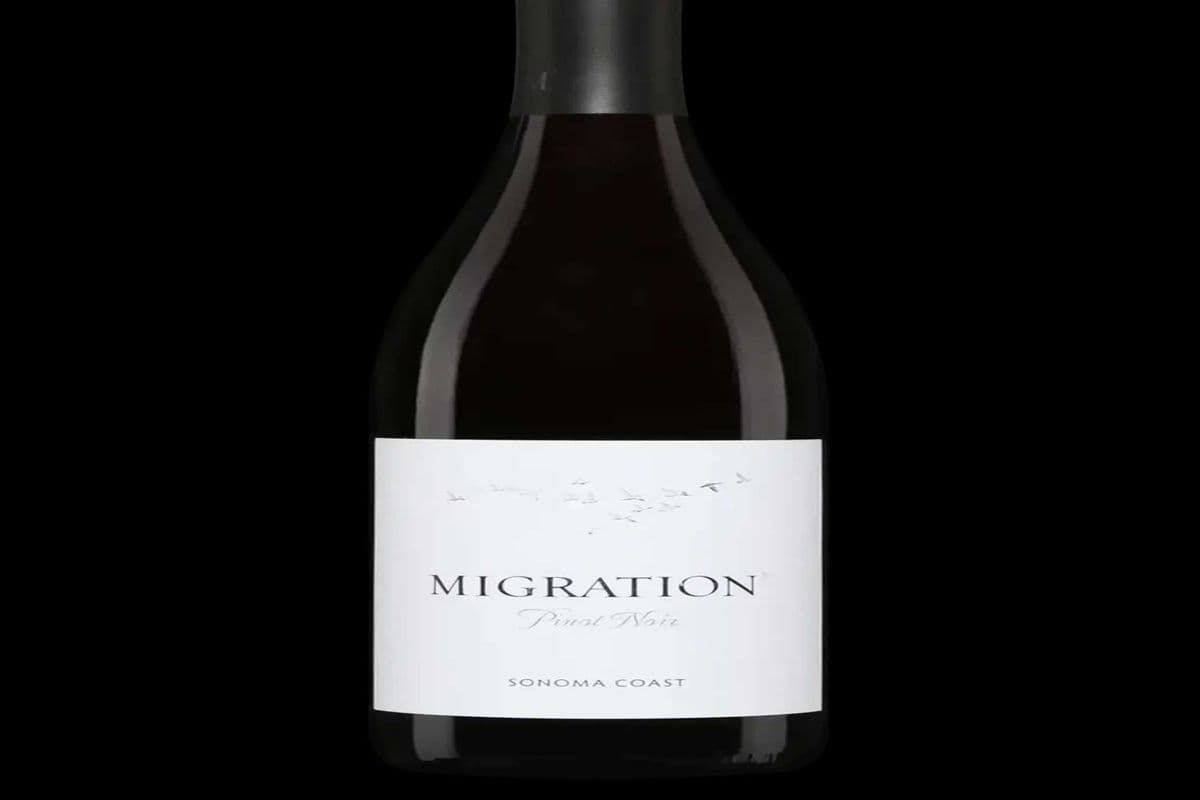 Migration Sonoma Coast Pinot Noir (USA) (750 ml) (1 x 750)