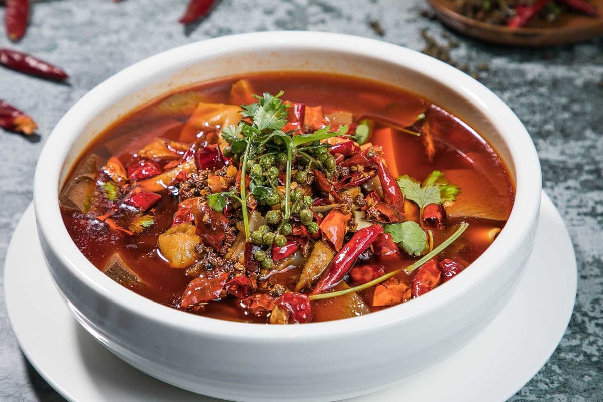 Beef, Tripe, and Vegetables in Spicy Soup 山城毛血旺