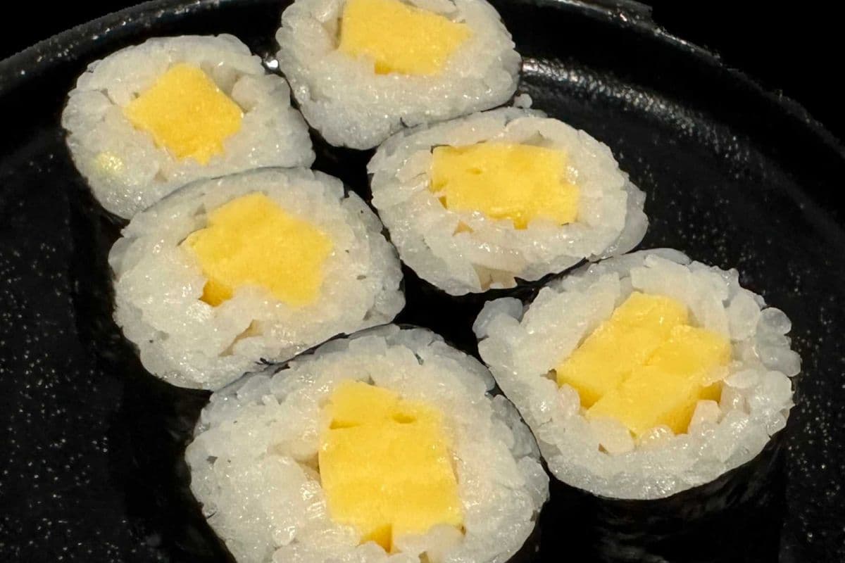 Tamago Hosomaki (6 Pcs)