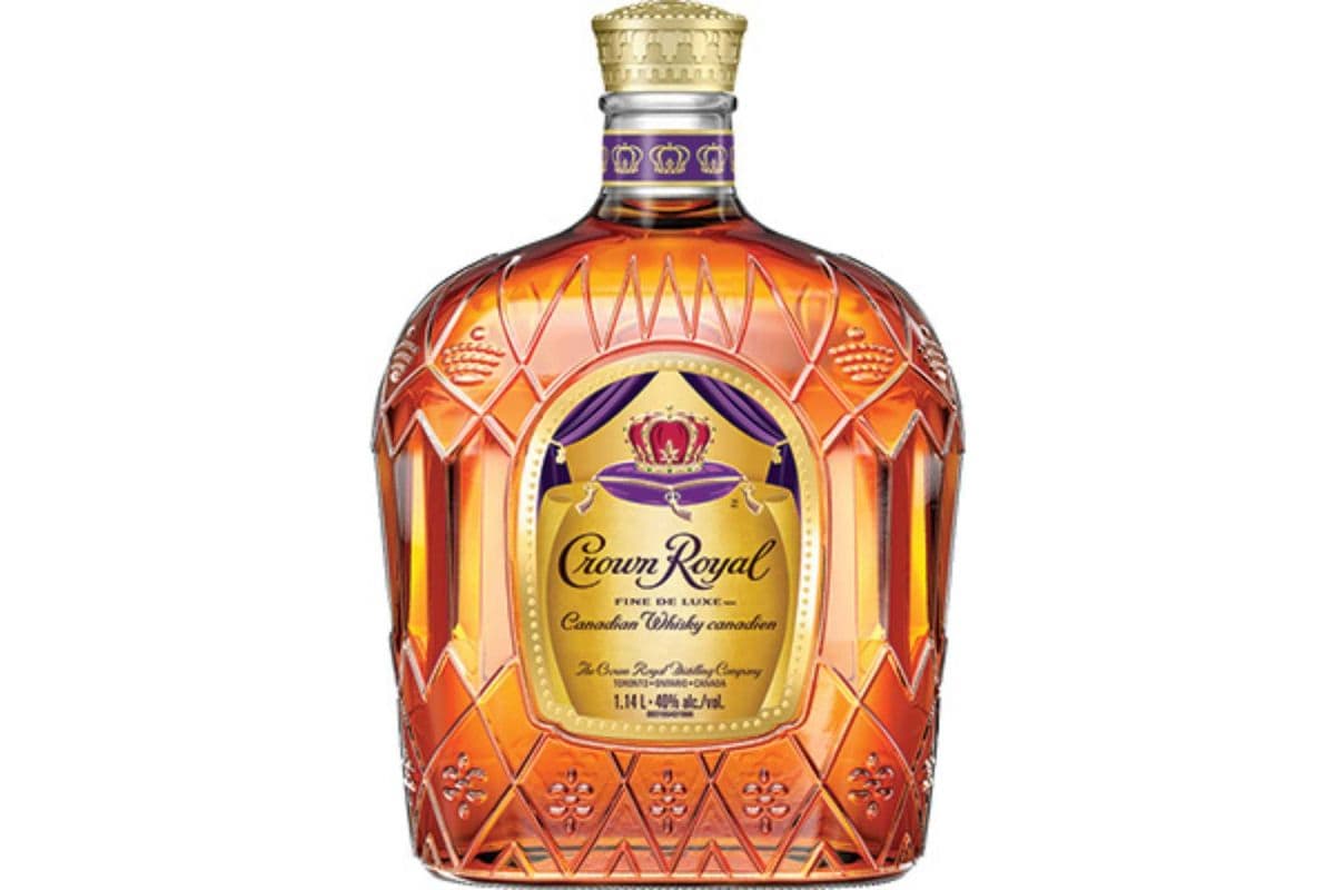 CROWN ROYAL 1.14L ***ON SALE NOW*** (1 x 1.14L)