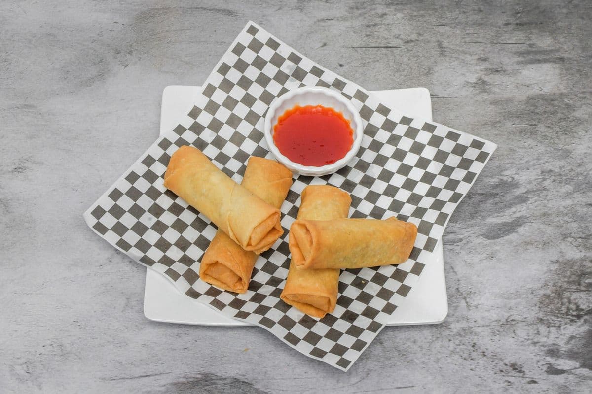 A11. Vegetable Spring Roll (1 pc)