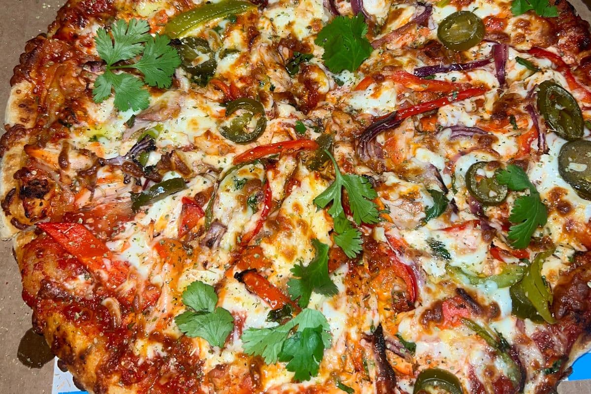 Tandoori Chicken Pizza