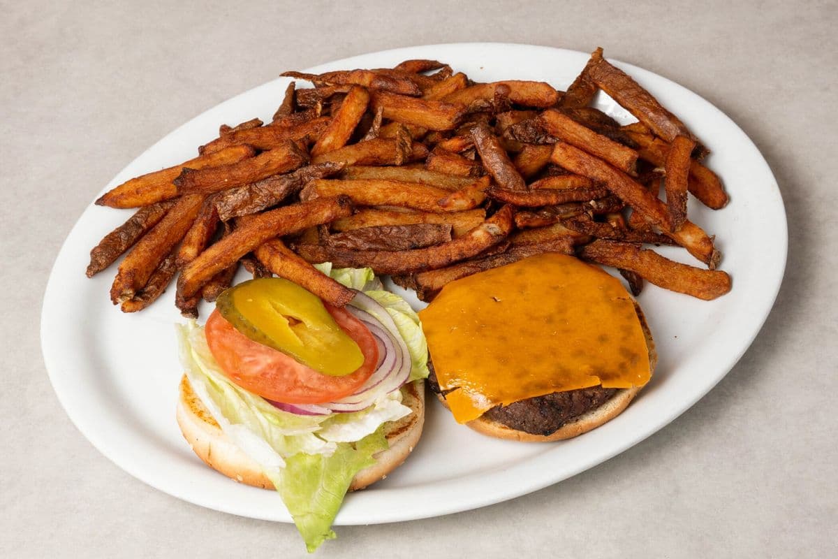 Assiette de hamburger classique