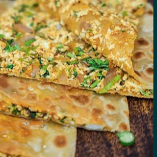 Paneer Naan / Naan au Paneer (Fromage Indien)