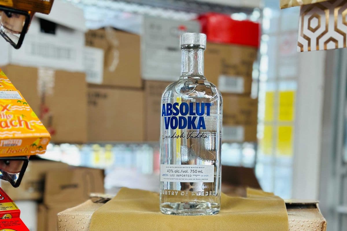 Absolut Vodka (1 x 750 ml)