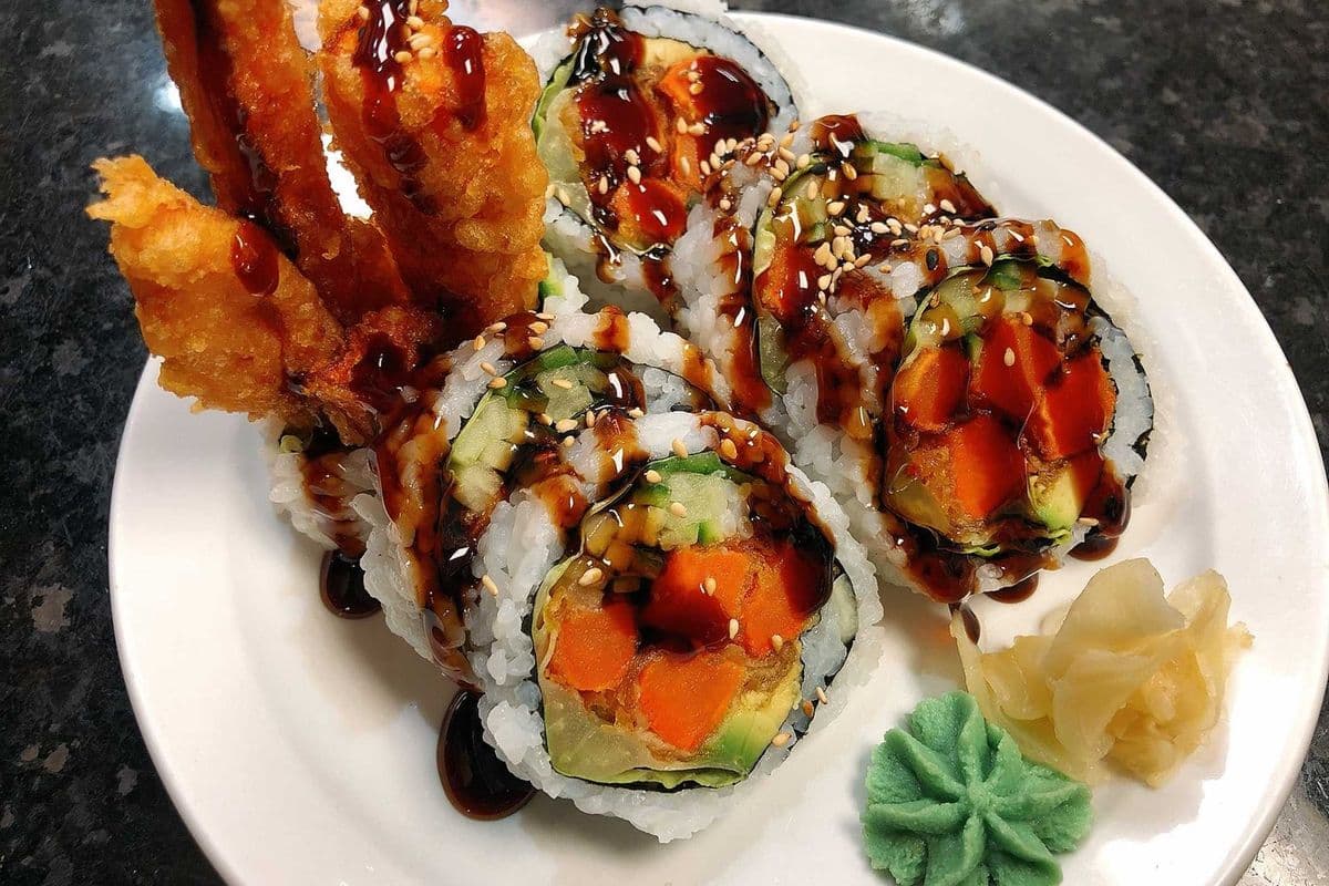 Yam Tempura Roll (6 pcs)