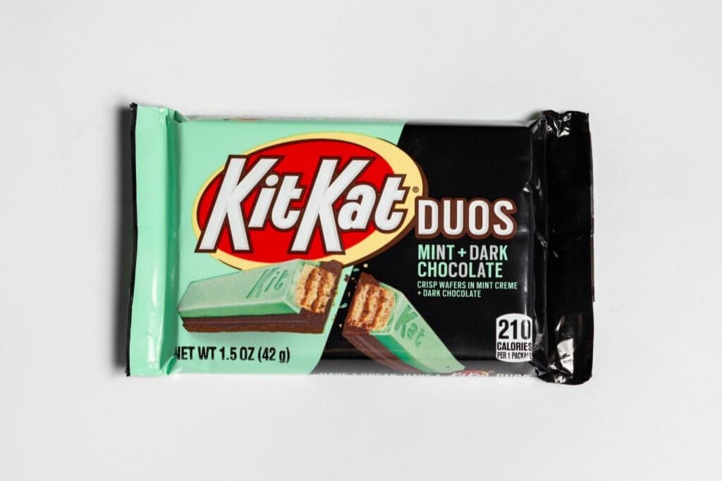 Kitkat Duos Mint + Dark Chocolate (42g) (210 Cal)