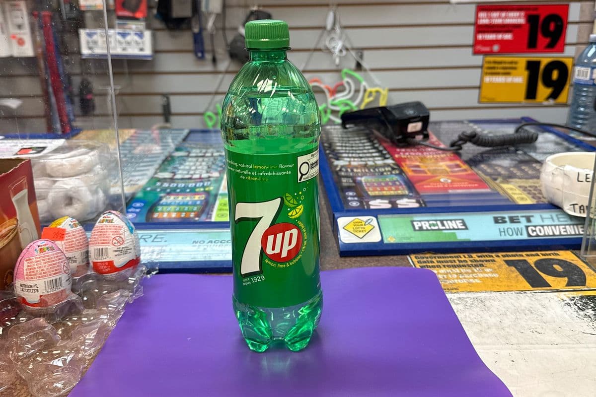 7up Bottle (710 ml)