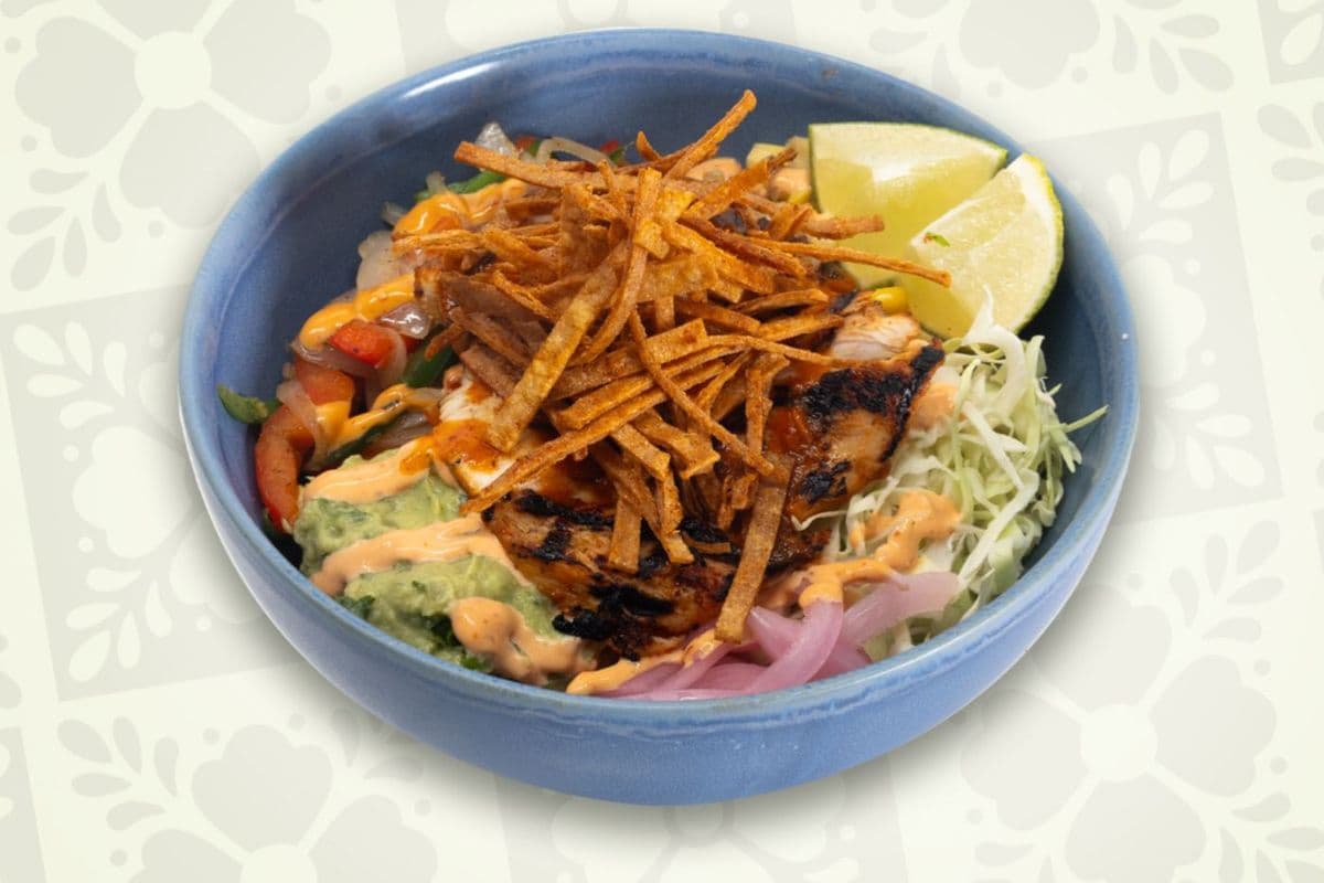 Deluxe Chicken Burrito Bowl