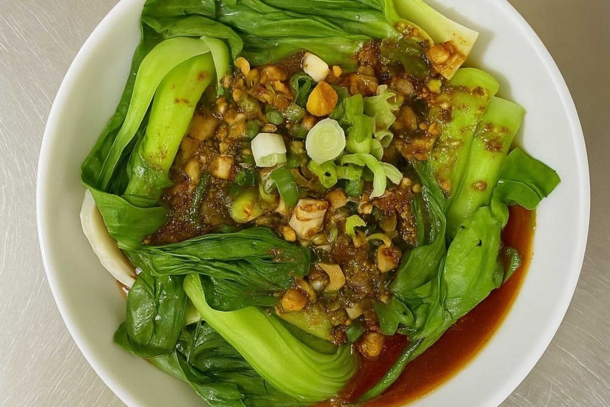 N9. Sizzling Hot Chili Noodles(Spicy) - 油潑辣子面(辣)