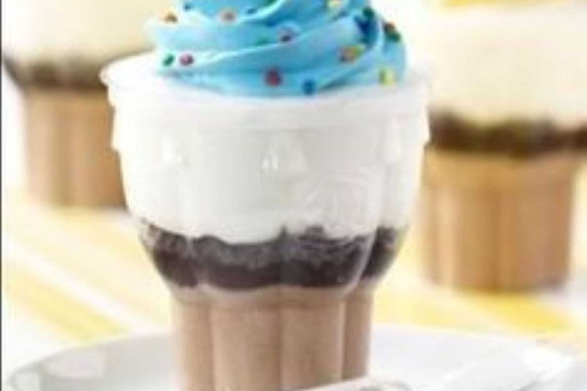 2-Pack DQ Cupcakes