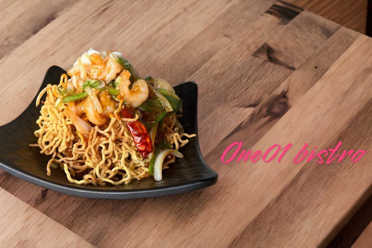 Sichuan Shrimp Crispy Noodle四川甜酸脆麵