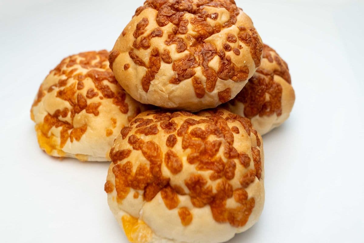 Large Cheese Bun