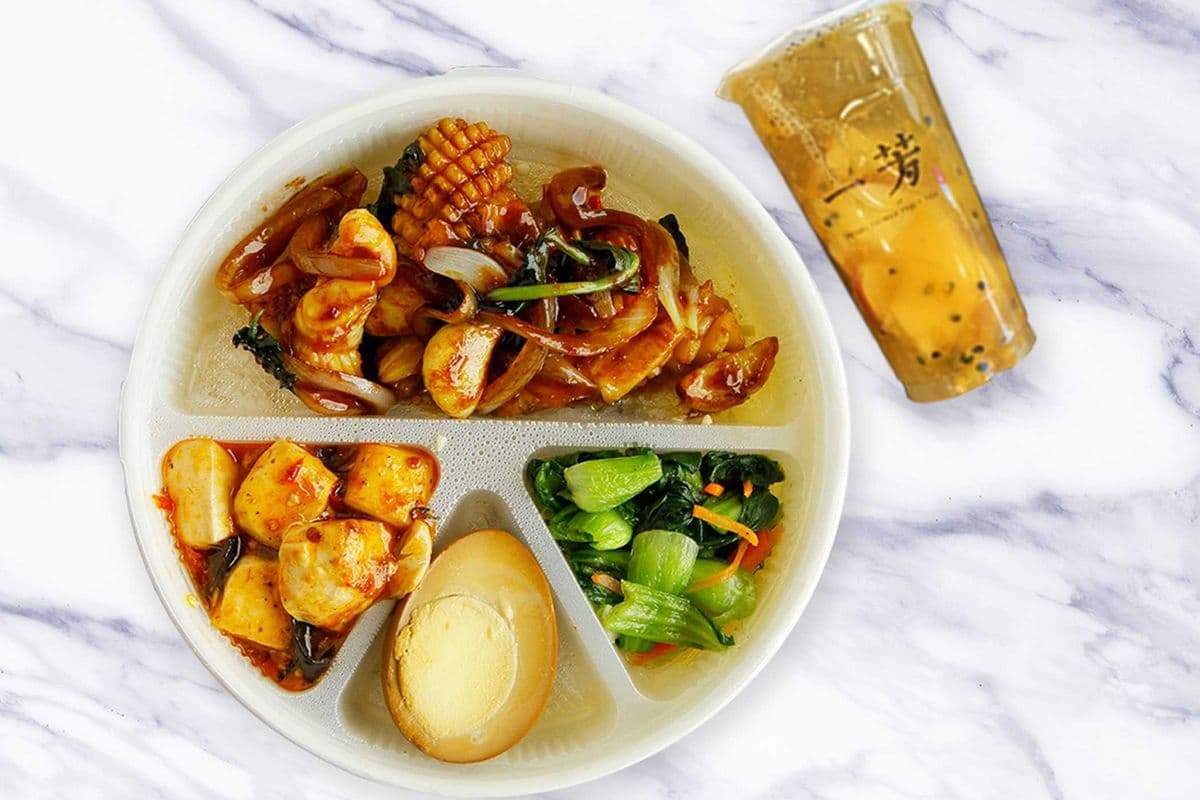 Simmer Squid with Basil & Triple Sauce Bento Box 三杯中卷便當