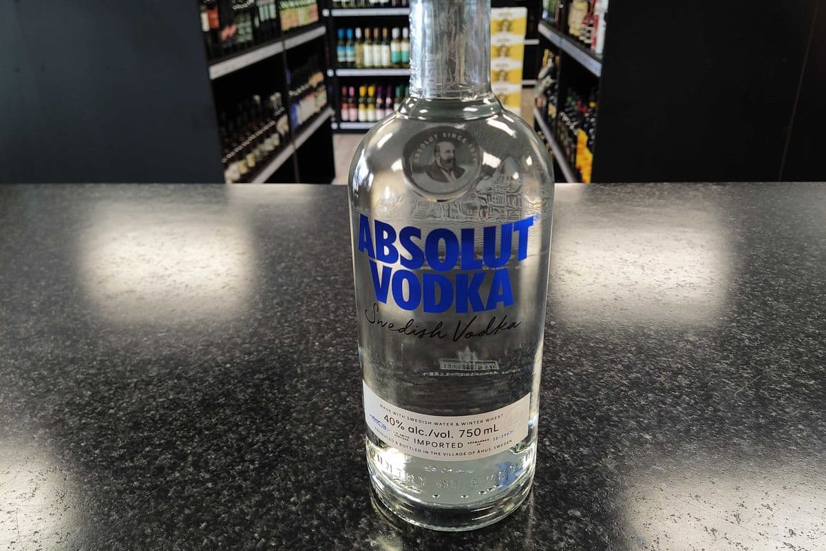 Absolut Vodka (1 x 750 ml Bottle)