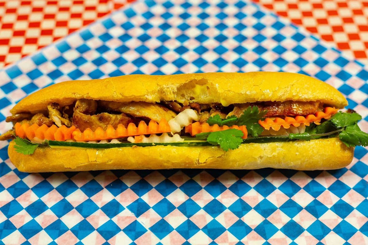 S03. Bánh Mì Gà Nướng