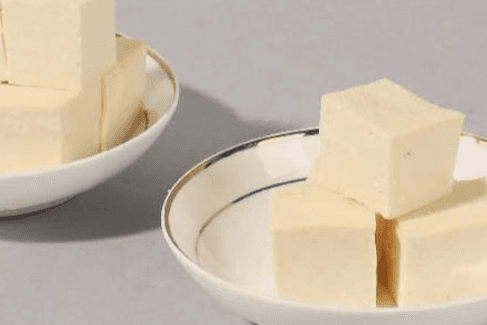 Tofu Dur (4 mcx) / Hard Tofu (4 pcs) / 老豆腐(4pcs) $2.99