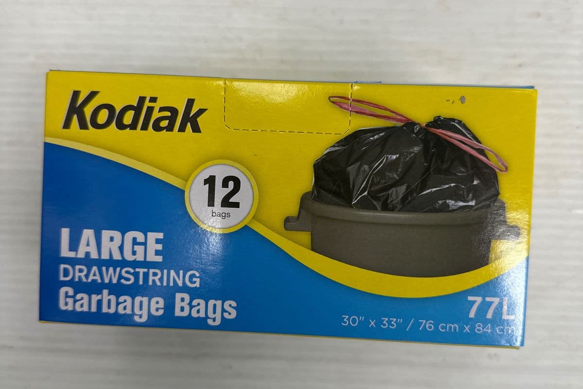 Kodiak Large Drawstring Garbage Bags (12 Bags)