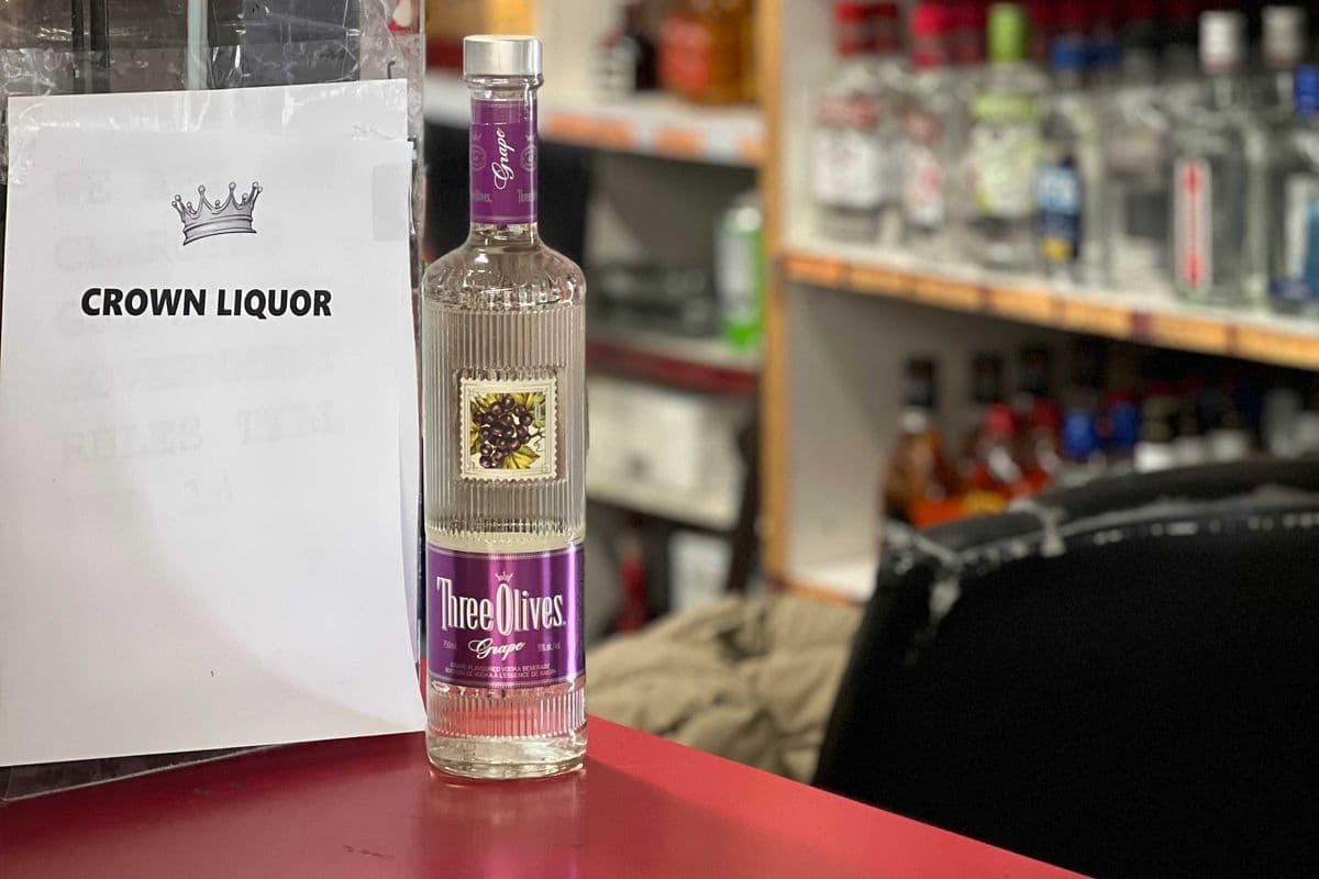 Three olives grape vodka (1 x 750ml)