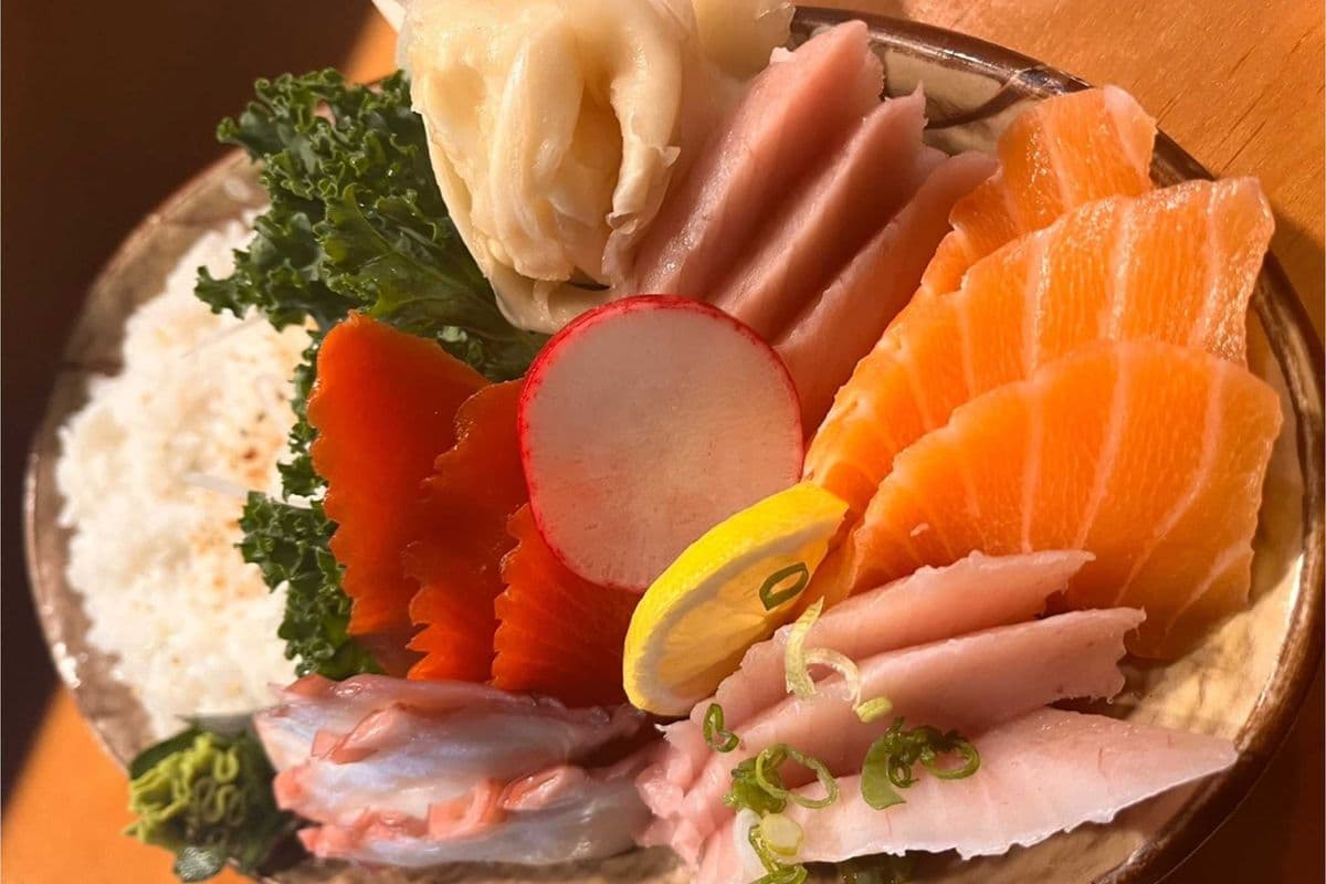 Chirashi Sushi