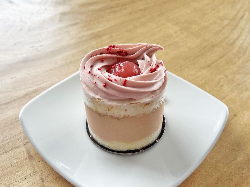 Peach Bellini Cake