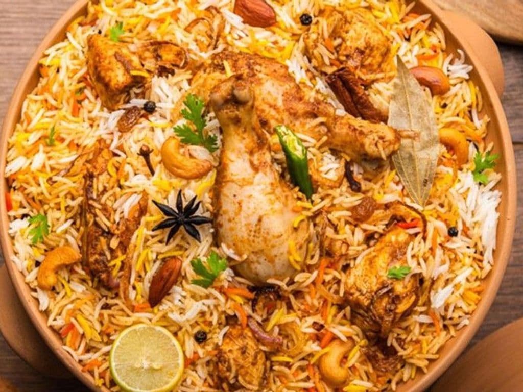 Hyd Chicken Dum Biryani Bucket