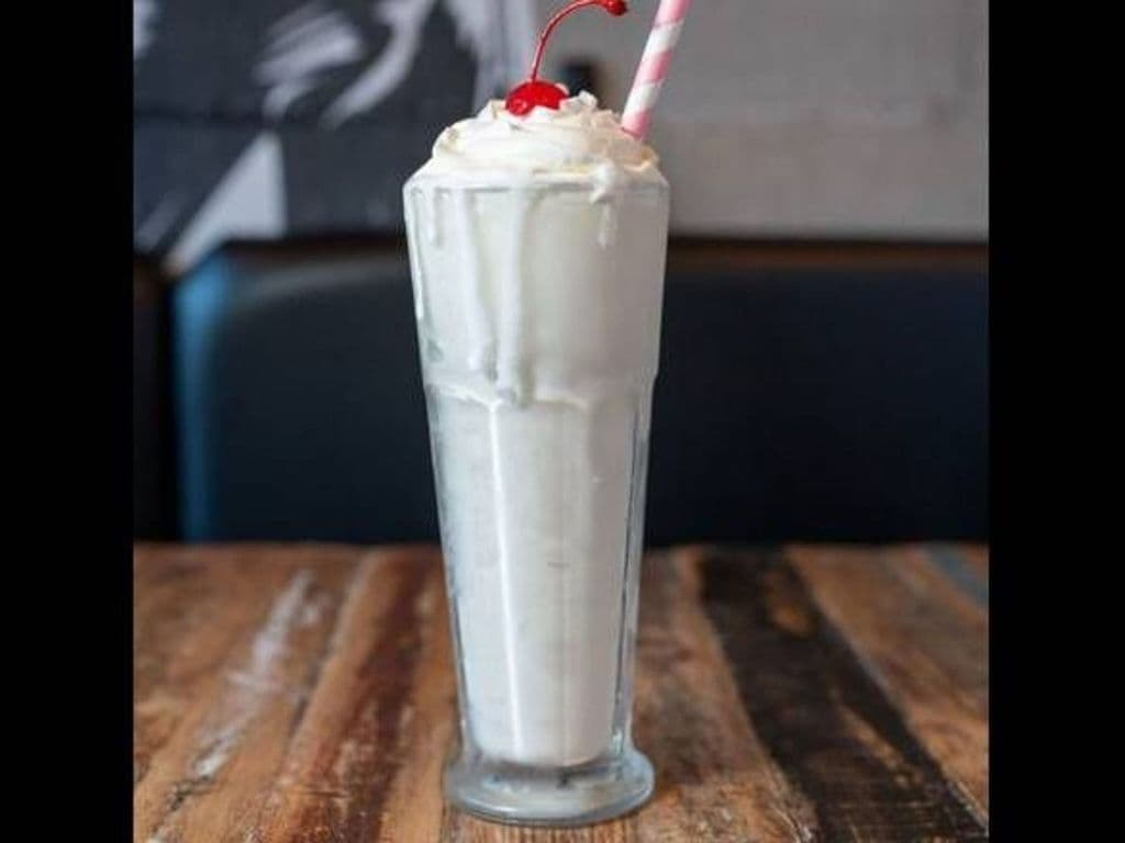 LAIT FRAPPE CHOCOLAT/ CHOCOLATE MILKSHAKE