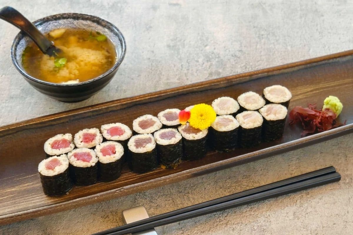 Premium Tuna hosomaki trio