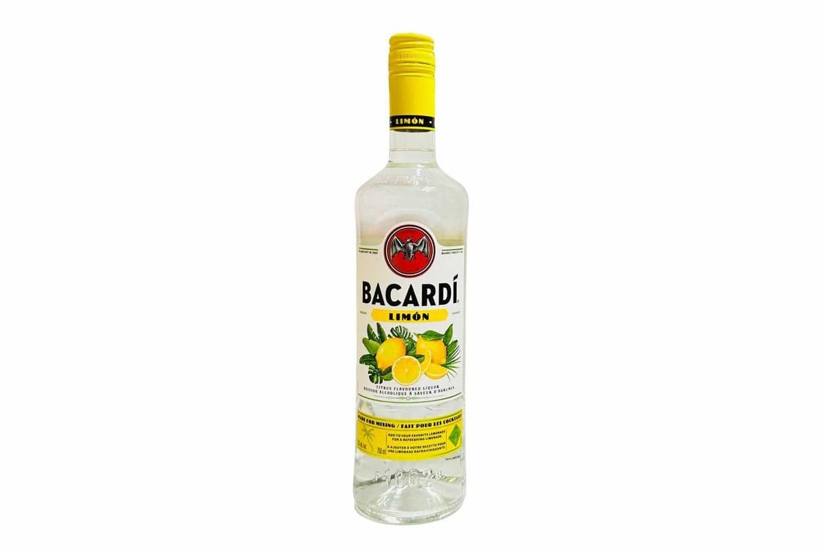 Bacardi Limon (1 x 750 ml)