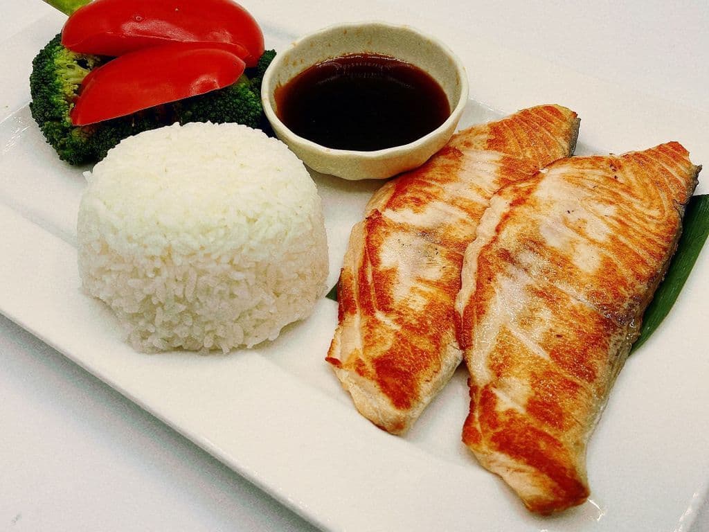 Salmon Teri ( D ) * *