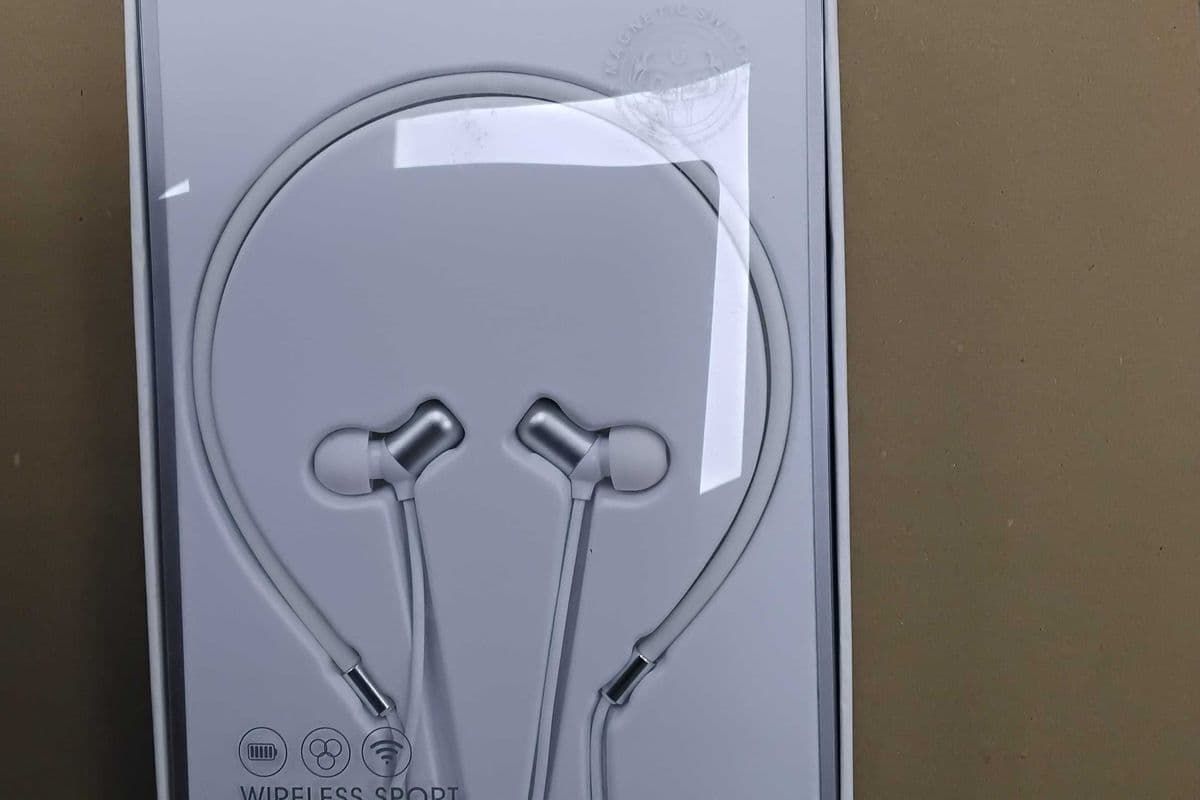 Wireless sports earphones.