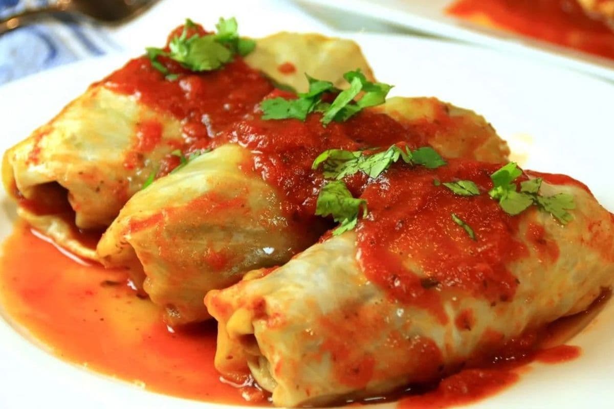 Classic Cabbage Rolls (3 pcs)