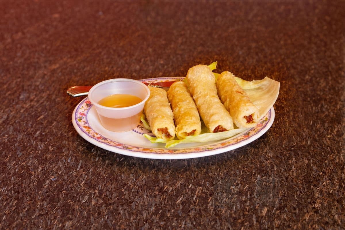 1B. Half-Order Spring Rolls (2 pcs)