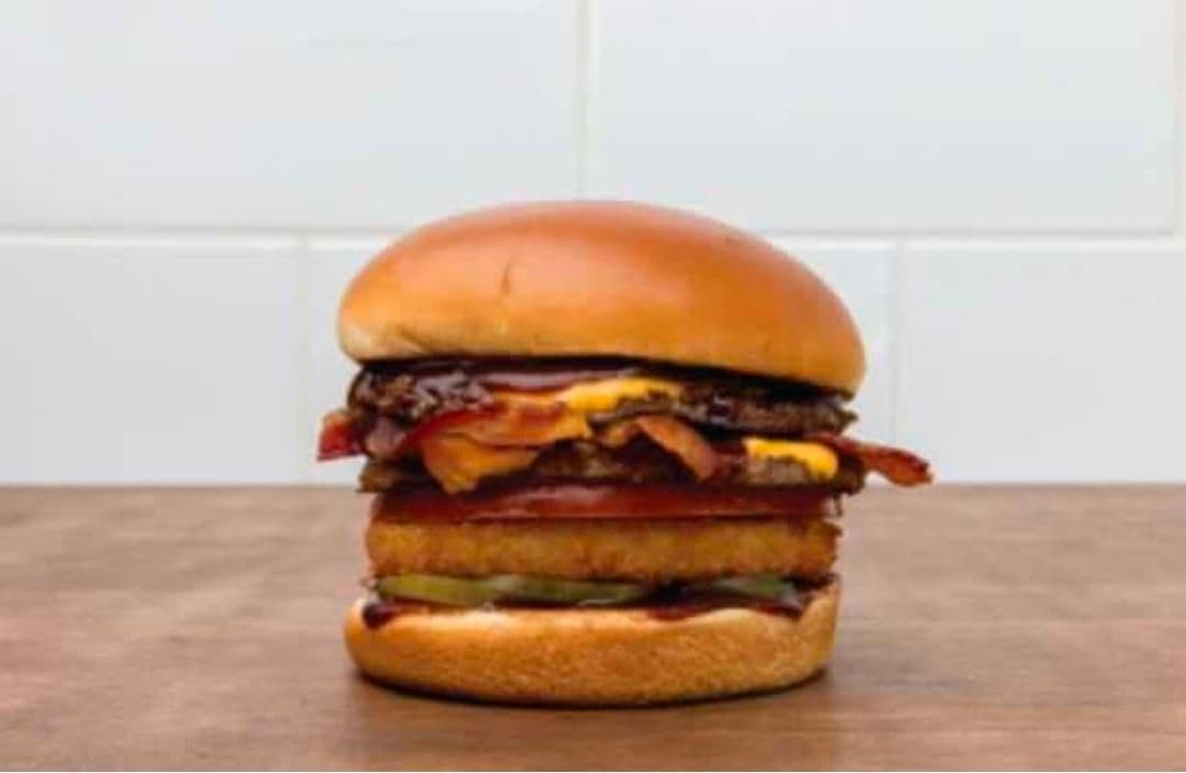 Baja BBQ Bacon Burger Combo