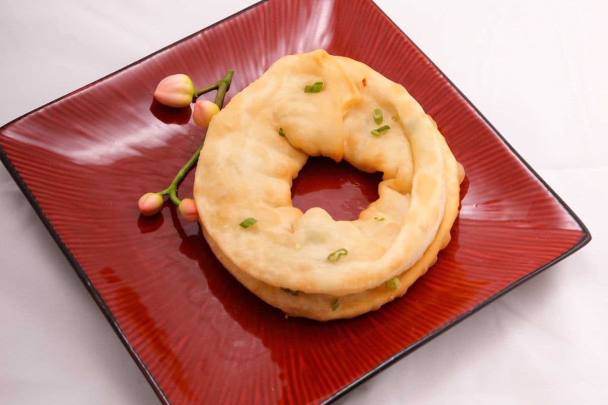 Green Onion Cake / 葱油饼