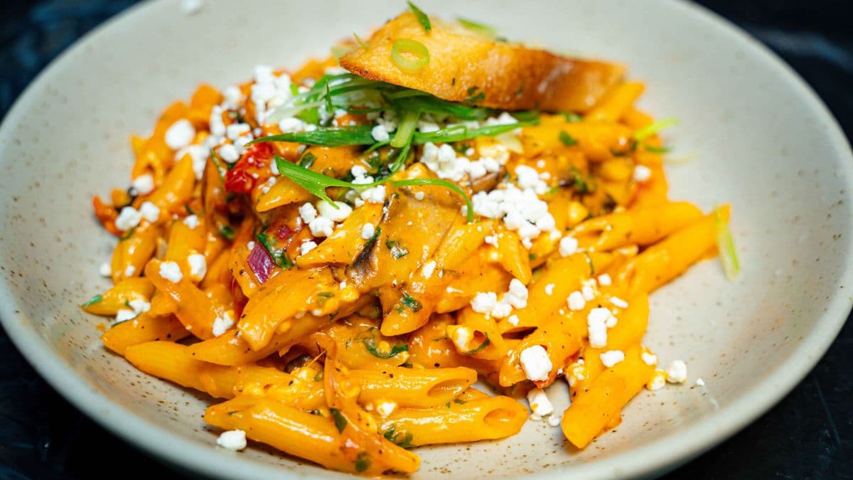 SPINACH & GOAT CHEESE PENNE