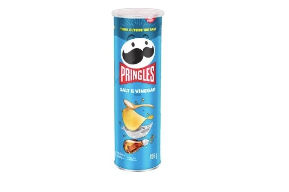 Pringles Salt and Vinegar Chips (156 g)