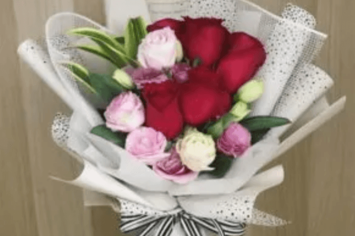 Hugs and kisses .. Fleure Du Luxe Collection
