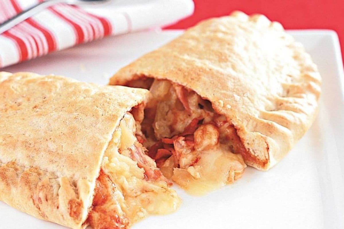 NY's Union Steet Calzone