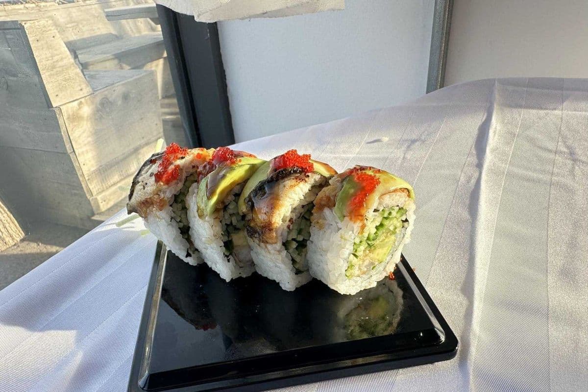 Black Dragon Roll(8pcs)