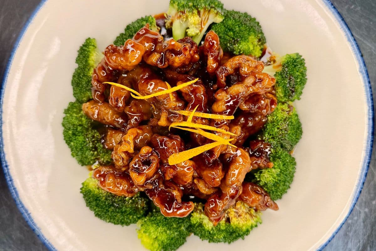 F9 陈皮牛肉 Tangerine Beef